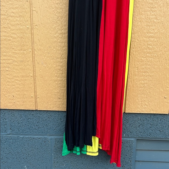 Black, Green, Yellow and Red, Backless, Deep V Maxi Dress. Large - Picture 3 of 16